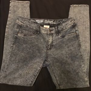 Mossimo Supply Ankle Denim Jeggings. Worn once 😍